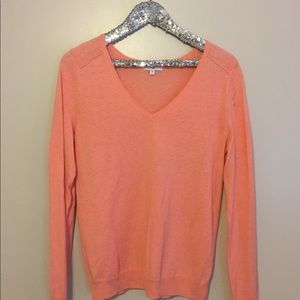 Gap sweater